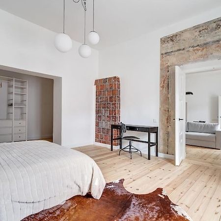 Spacious 2-Bedroom Flat In Old Town By Urban Rent Vilna Exterior foto